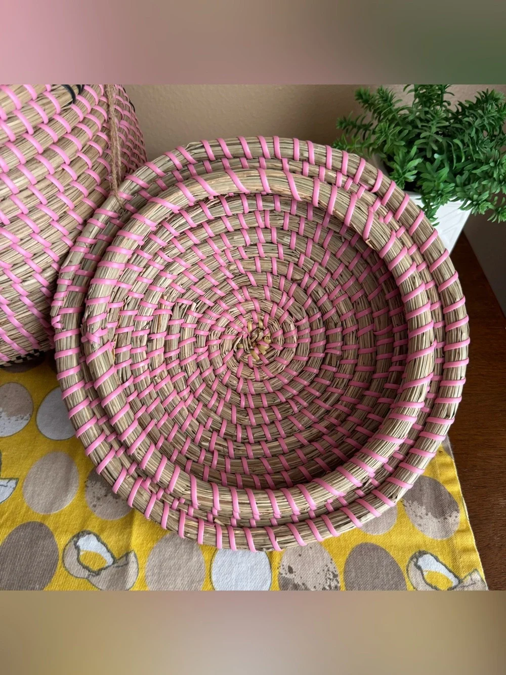 Large wicker coiled strawberry basket with lid